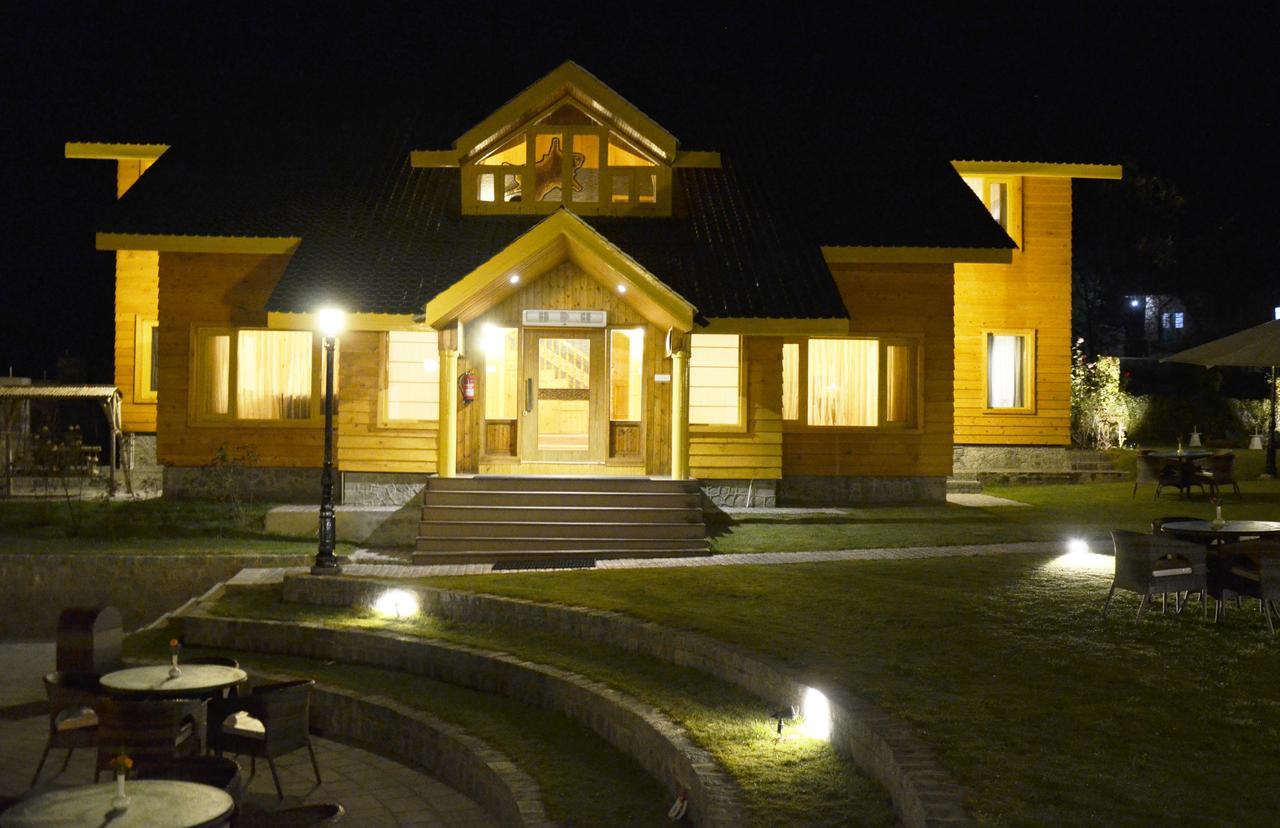 Kolahoi Green Resorts, Pahalgam Pahalgām Exterior photo